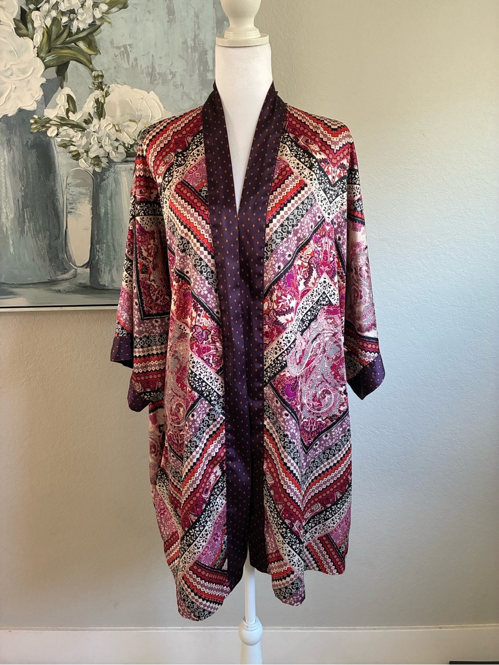 Victoria’s Secret Satin Paisley Print Kimono Robe in Burgundy and Pink
